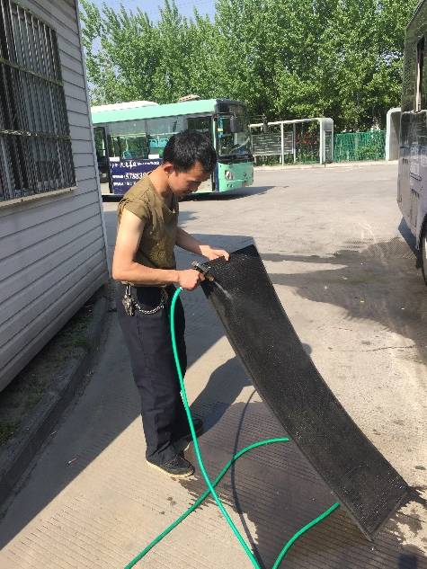 clip_image003.jpg clip_image003.jpg