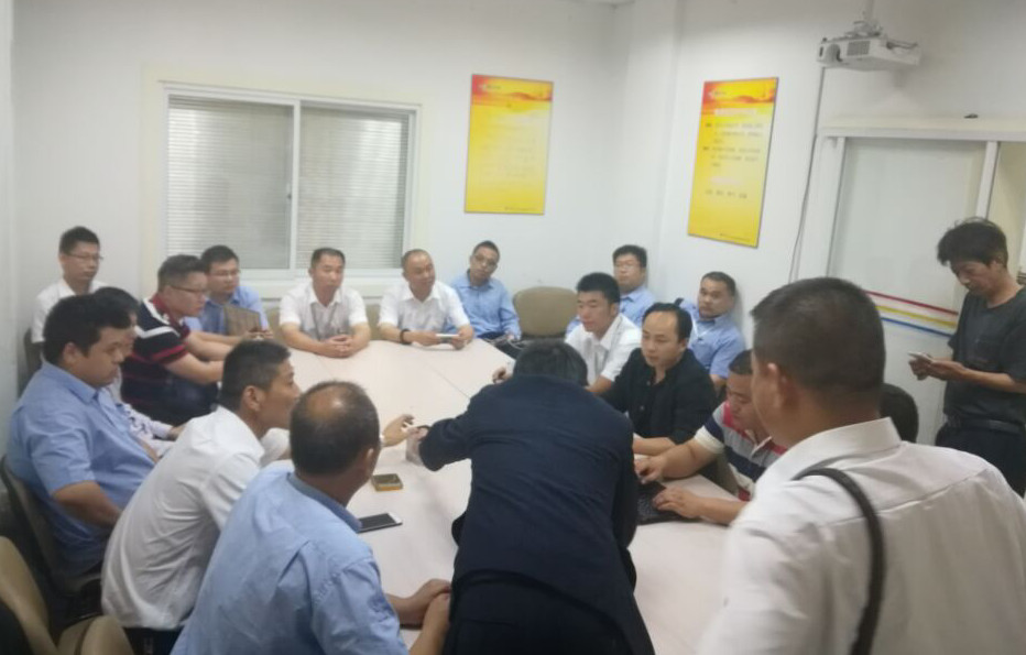 clip_image001.png clip_image001.png