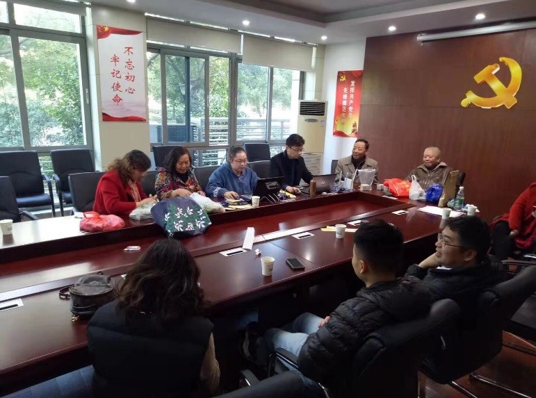 便民中心上門辦理老年卡愛心卡年審.jpg 便民中心上門辦理老年卡愛心卡年審.jpg