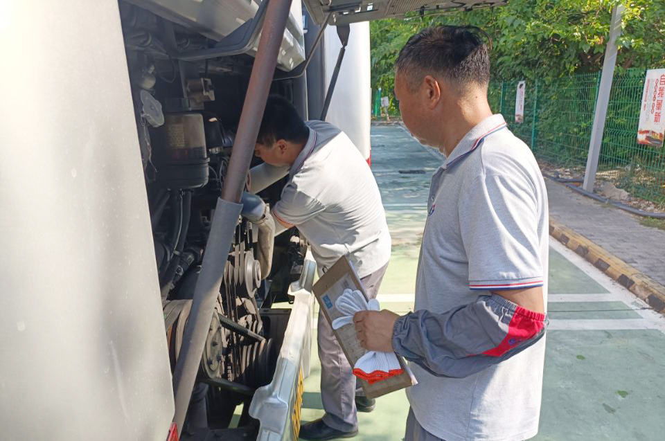 修理-上路.jpg 修理-上路.jpg